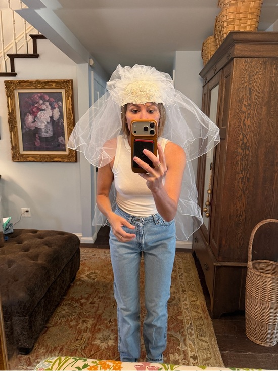 Vintage White Bridal Veil Hair Accessory main image 8